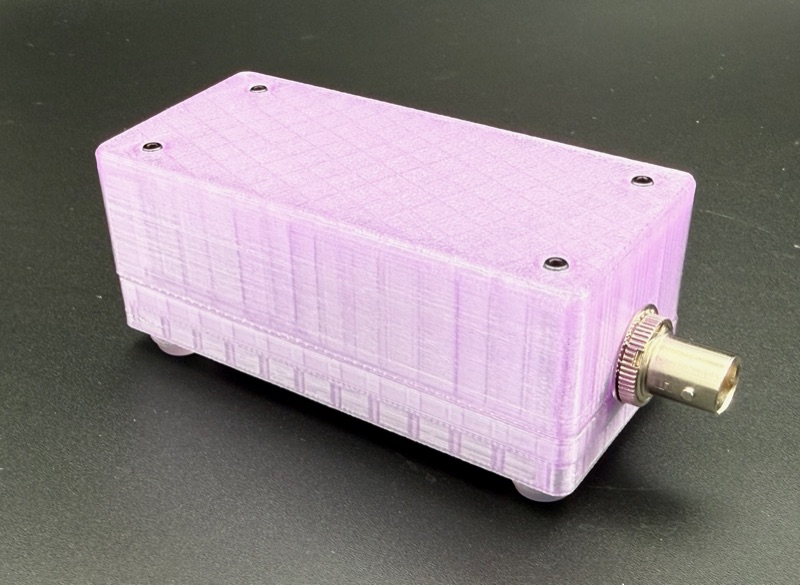 HyperStudy TTL device in 3D-printed enclosure with BNC connector